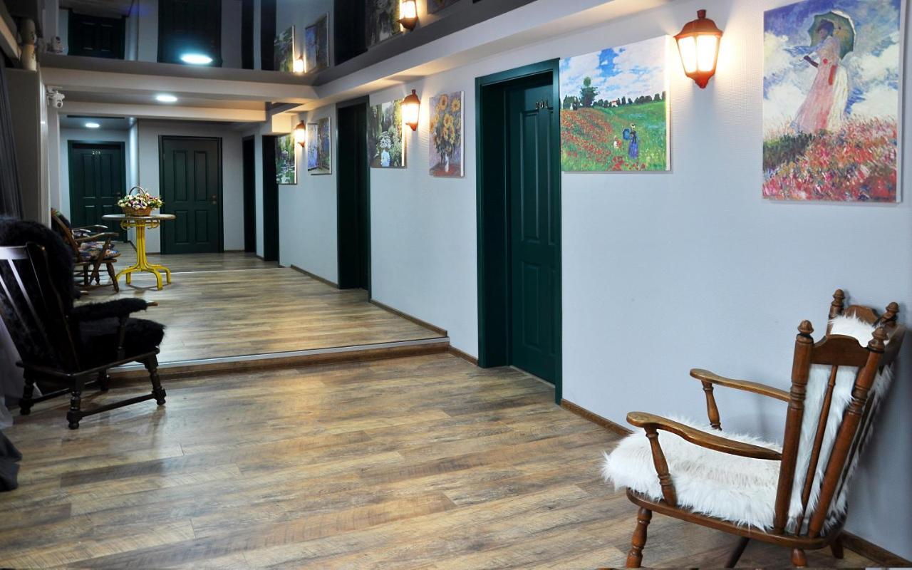 Art Hotel Claude Monet Tbilissi Extérieur photo